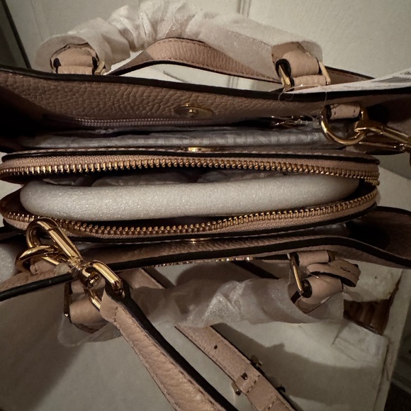 BNWT Michael Kors Blush Leather Satchel - Picture 8 of 9